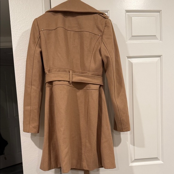 Kenneth Cole New York Camel Trench Coat with Belt - Picture 7 of 10